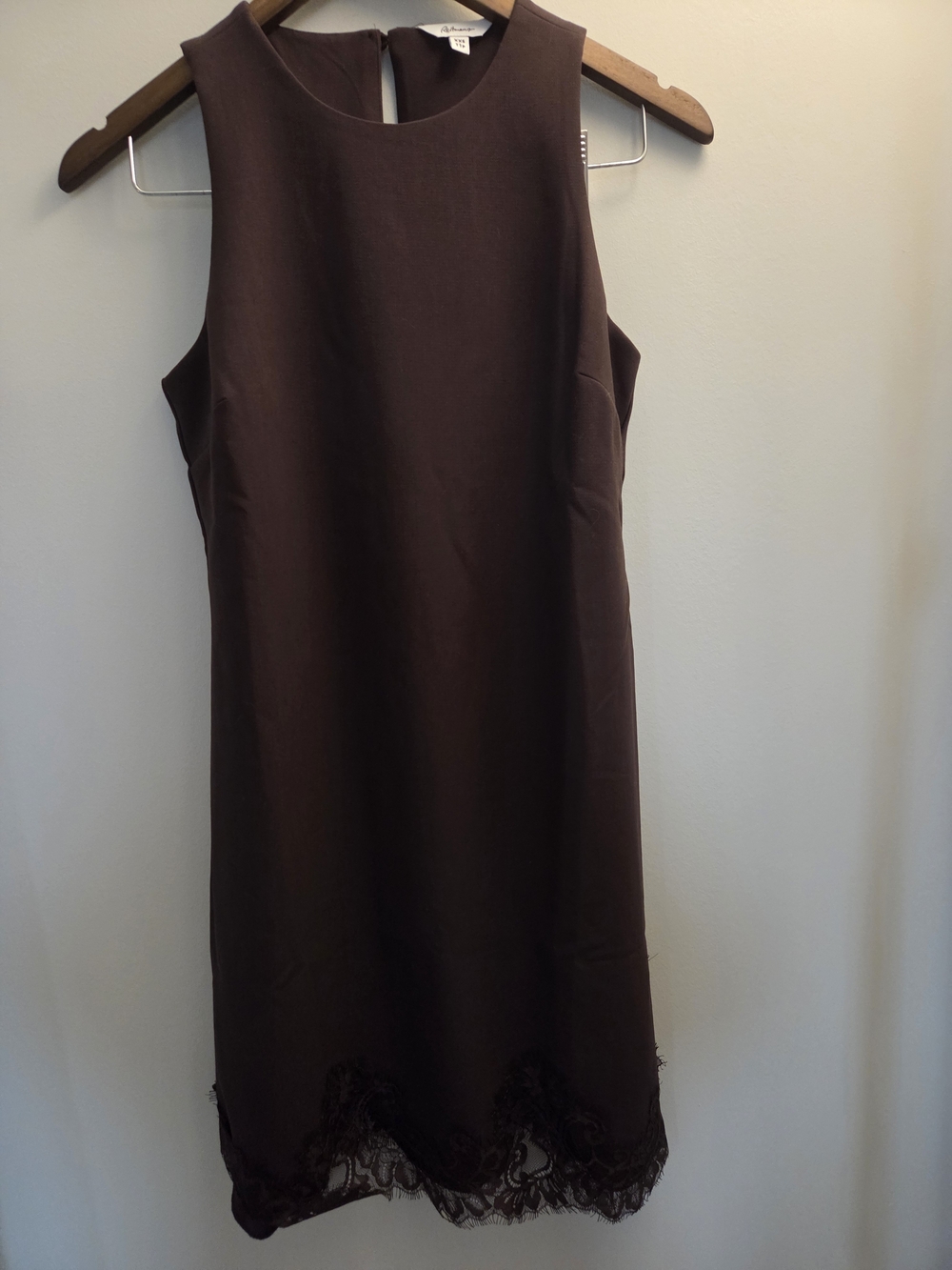 Reitmans Brown Sleeveless Shift Dress with Elgenent Lace Hem